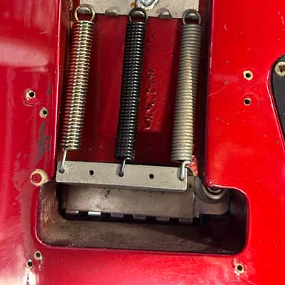 Kramer  Focus 6000 1985 - BODY AND PARTS ONLY Cherry red image 7