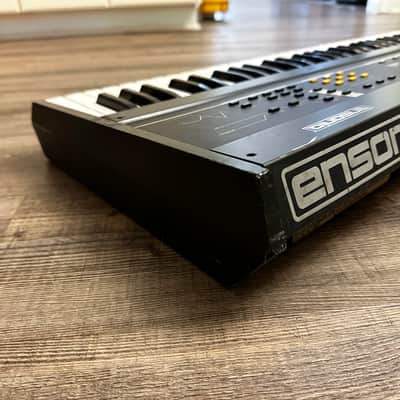 Ensoniq ESQ-1 Synth Keyboard 1986 image 10