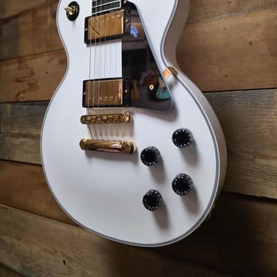 Gibson Custom Les Paul Custom Electric Guitar - Alpine White image 5