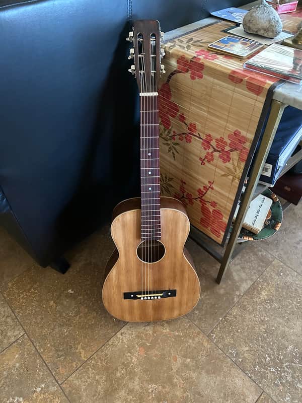 Oahu Parlor guitar 1929 - Spruce top, birch back and sides image 1