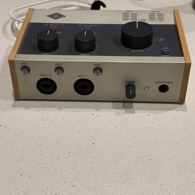 Universal Audio Volt 276 USB-C Audio Interface 2021 - Present - Tan / Gray image 5
