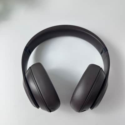 Beats Studio Pro Wireless Over Ear Headphones Deep Brown ANC Spatial Audio image 8