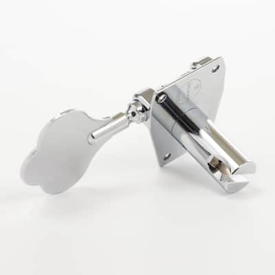 Graph Tech PRB-4401-C0 Ratio Tuning Machines, 4-In-Line Bass, Chrome Clover Leaf image 3