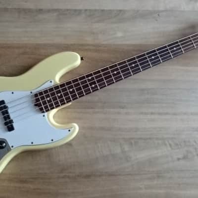 Fender Jazz Bass 1996 - Vintage White image 4