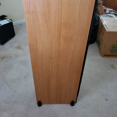 Pair of Paradigm Monitor 11 v5 floor tower speakers Maple/Natural color image 19