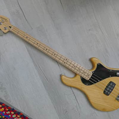 2013 Fender Dimension DLX Bass image 2