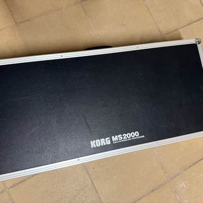 Mint Korg MS2000 w/ original Case image 11