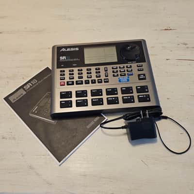 Alesis SR18 High Definition Stereo Multi-Sampled Drum Machine with Dynamic Articulation