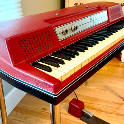Serviced and upgraded Wurlitzer 200 with legs and sustain pedal image 2