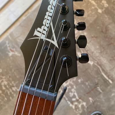 Ibanez RGRT421 - WK 2020 - Neck thru - Seymour Duncan Blackouts image 5