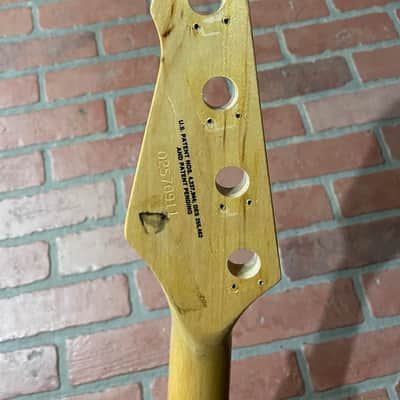 Peavey Foundation Bass Neck For Repair image 4