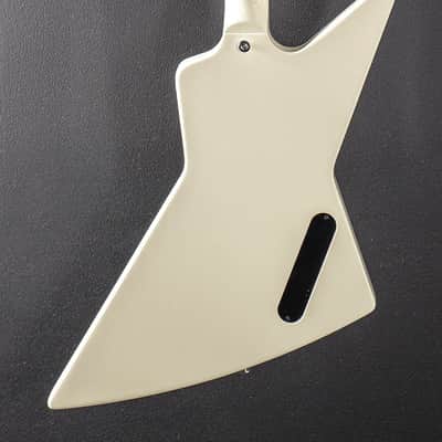 Gibson USA 70's Explorer Left Hand - Classic White image 4
