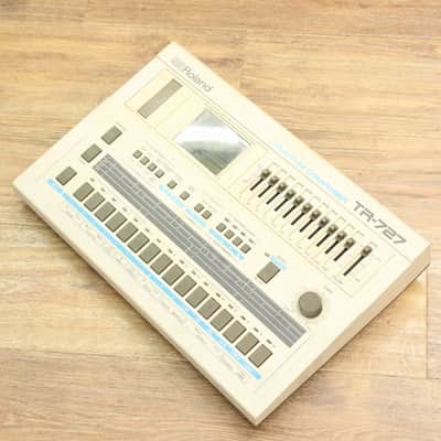 Roland Tr 727 [585805] (06/08)