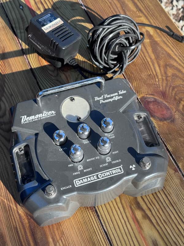 Damage Control Demonizer | Reverb