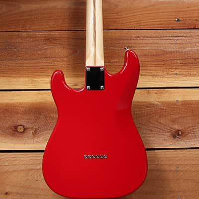 FENDER STRATOCASTER JUNIOR Super Rare! 2004 Strat Jr in Torino Red 44646 image 4