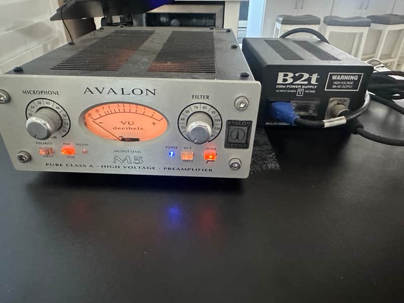 Avalon M5 Microphone Preamplifier 2010s - Silver image 1
