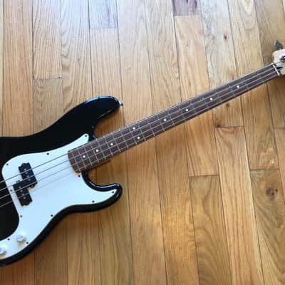 Squier (Made in Mexico) Precision bass 1998 Black image 2
