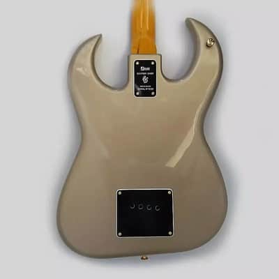 Burns COLLECTOR GRADE BISON BASS- Custom Shop - Scroll -LONDON-MAGAZINE FEATURE! image 5