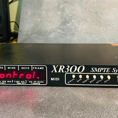 XRI Systems XR 300 SMPTE code generator/reader with MIDI image 1