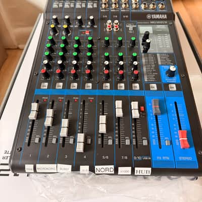 Yamaha MG10XUF 10-Channel Analog Mixer 2016 - Present Black image 1