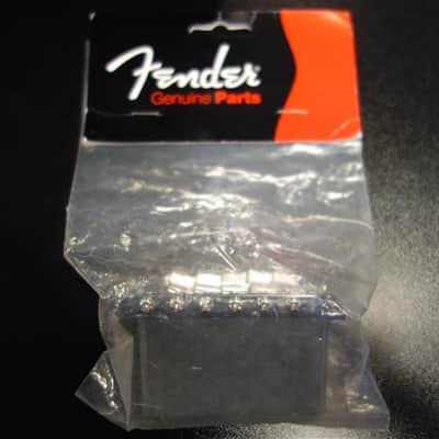 Fender Vintage-Style Standard Series Strat Tremolo Assembly ('06-Present), Chrome image 4
