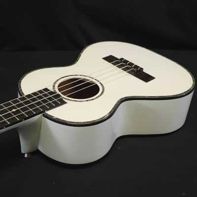 Lanikai Julia Michaels White Pearl Tenor Signature Ukulele w/i ag image 12
