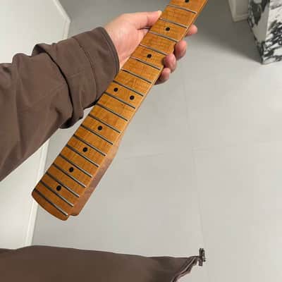 Round End stainless steel 22frets Large headstock Round End stainless steel 22frets Roasted flame Maple guitar neck 25.5inch hole 10mm  Satin image 3