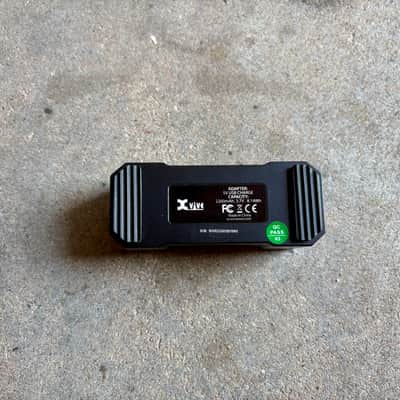Xvive P1 Portable Phantom Power Supply 2021 - Present - Black image 3
