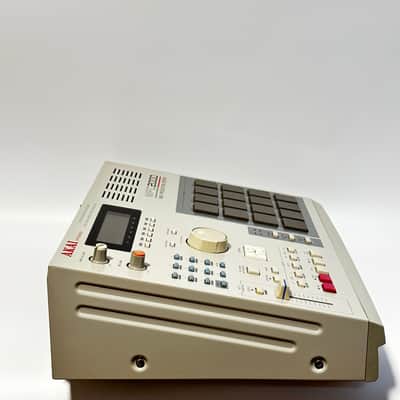 Akai MPC2000 MIDI Production Center 1997 - 2001 - Grey image 6
