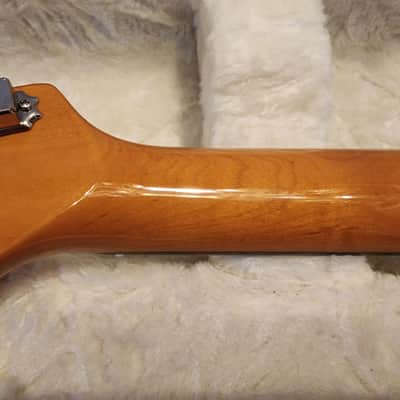 Squier Classic Vibe ’60s Stratocaster HSS Shell Pink + CME Pink Hardshell Case image 18