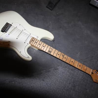 Fender Standard Stratocaster 1993 Mexico MIM White | Reverb