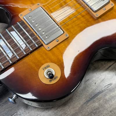 Gibson Les Paul Studio 2015 - Desert Burst Electric Guitar image 7