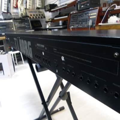 Korg T1 Workstation 88 weighted keys image 8