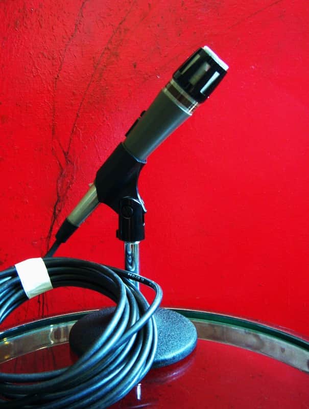 Vintage RARE 1980's Shure 517SA / 515SA dynamic cardioid microphone w accessories Hi Z PE54 PE54D image 1