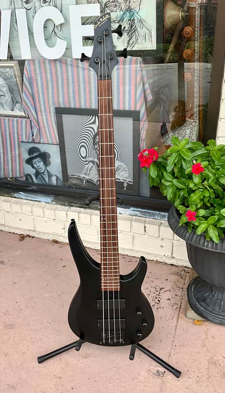 Carlo Robelli 4 String Electric Bass Guitar - Matte Black image 1