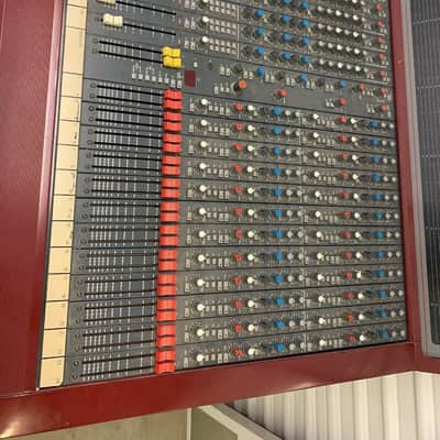 Soundtracs Megas Studio 46U 32-24-2 Channel Mixer Console *Working Perfectly* image 2