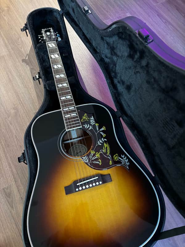 Gibson Hummingbird Standard 2022- Vintage Sunburst