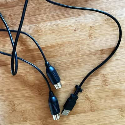 Roland UM-ONE USB MIDI Interface – Excellent Condition image 4
