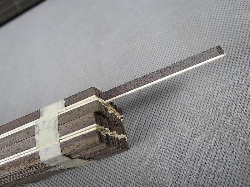 Unbranded Guitar 25 Piece Binding Lining Strips image 1