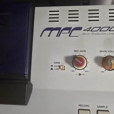 Akai MPC4000 Music Production Center 2002-2007 - Blue White image 6