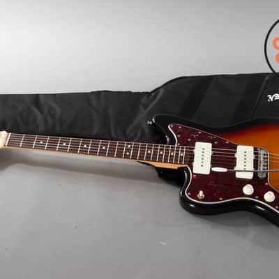 2021 Fender FSR Traditional II 60s Jazzmaster Left-Hand 3-Color Sunburst image 2