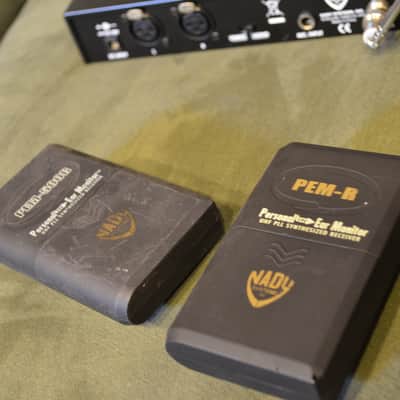 Nady Pem800 wireless in ear monitor with 2 belt packs black image 4
