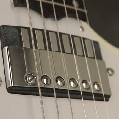 1970's Ovation BREADWINNER White with very early features image 5