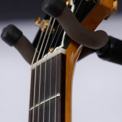 Gibson Custom 1958 Korina Flying V Reissue, Natural | Demo image 7