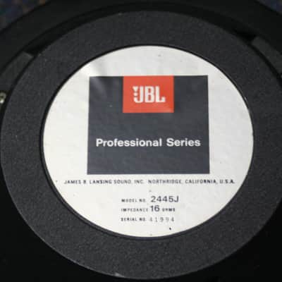 Pair of 1970-80s SUNN model SPL-8400 fiberglass horns with a pair of JBL 16ohm, model 2245J drivers. image 5
