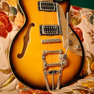 2013 Duesenberg Starplayer TV Sunburst image 2