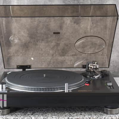 Technics SL-1200MK4 Black direct drive DJ turntable in Excellent Condition image 2