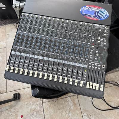Mackie 1604-VLZ PRO - Gearspace
