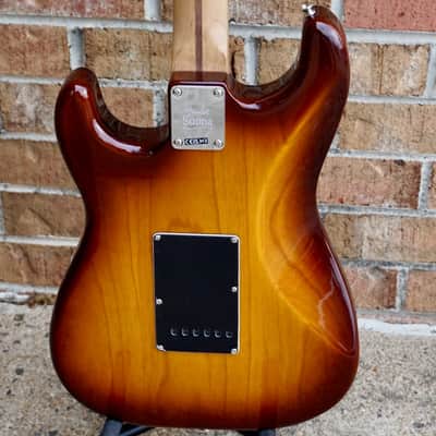 Fender Limited Edition Suona Stratocaster Thinline Ebony Fingerboard Violin Burst image 7