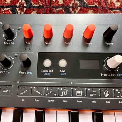 Arturia MiniFreak 37-Key 6-Voice Polyphonic Hybrid Synthesizer 2022 - Present - Black image 4